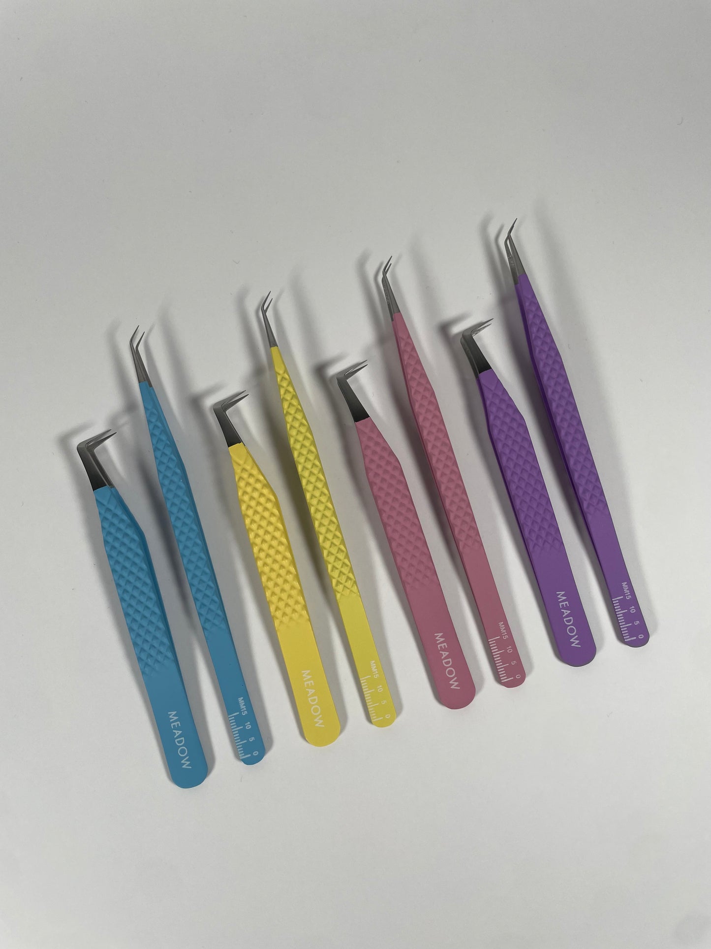 LONG ISOLATION TWEEZER